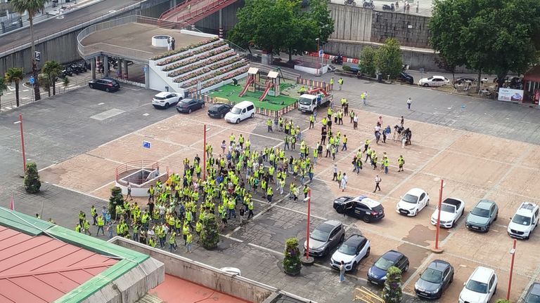 La huelga de la basura lleva la protesta al pleno de Vigo