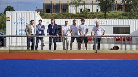 José Ramón Lete, visitó junto a Gabriel Alén, las instalaciones de la Federación Galega de Hockey en Mariñamansa