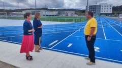 Visita de la alcaldesa a las obras de la pista de atletismo