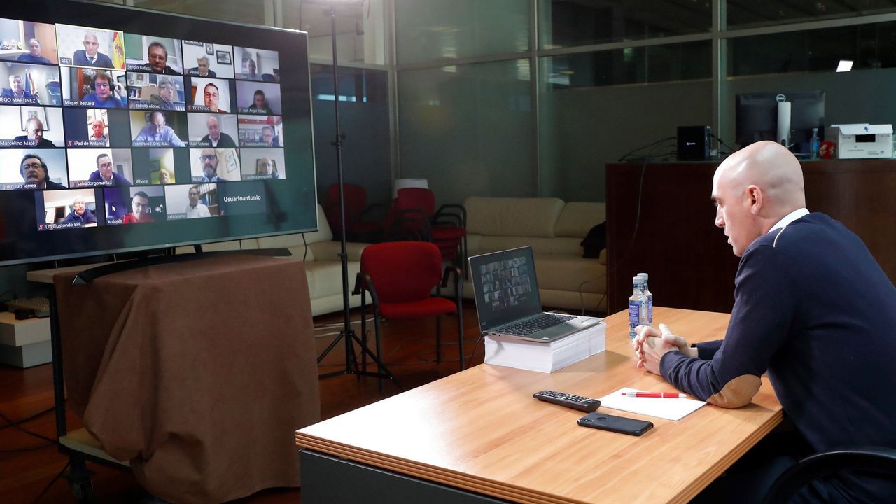 El salto de Yago Lamela que se convirti� en historia del deporte.Libros en asturiano