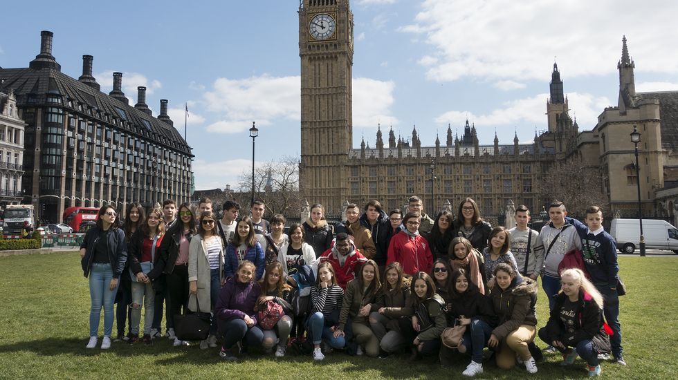 Los jugadores de Den�s conf�an en salvarse del descenso. 
