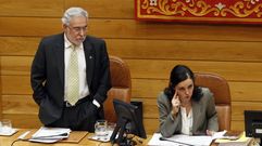 Pilar Rojo, junto a Miguel Santalices en el Parlamento