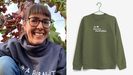 Rosiña diseño una colección de sudaderas, camisetas y bolsos reivindicando la vida «na Galiza profunda»