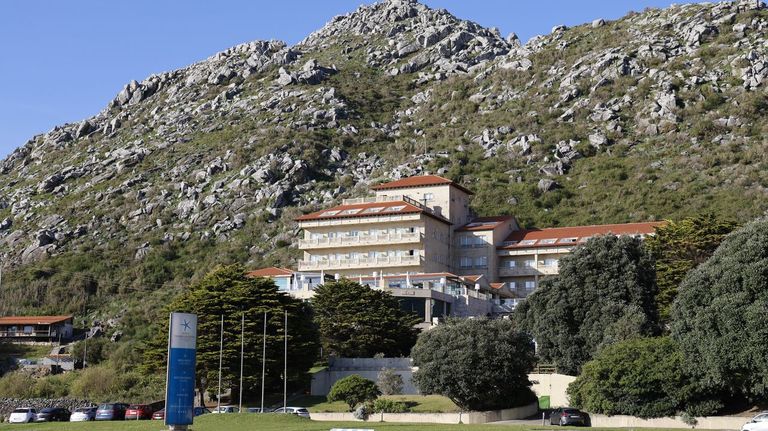 El Concello de Oia recurre el derribo del Talaso, pero exige a la empresa que lo haga