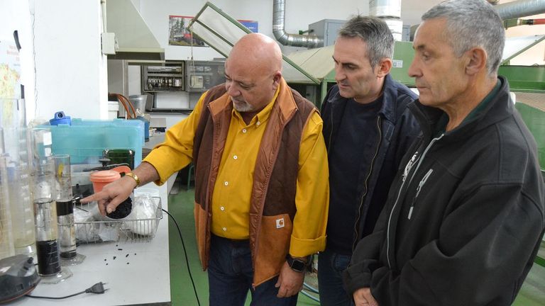 Biocarbón para reducir las emisiones de gases de las explotaciones ganaderas