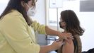 Vacunación con AstraZeneca en el Gaiás para personas de entre 50 y 55 años