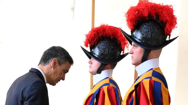 Sánchez se reunirá con el Papa en El Vaticano antes de su visita a España