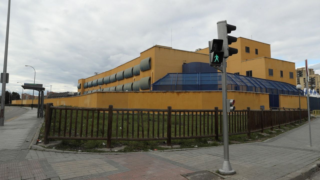 �Vuelvo�, de Pau Don�s.Centro de internamiento de Aluche en Madrid