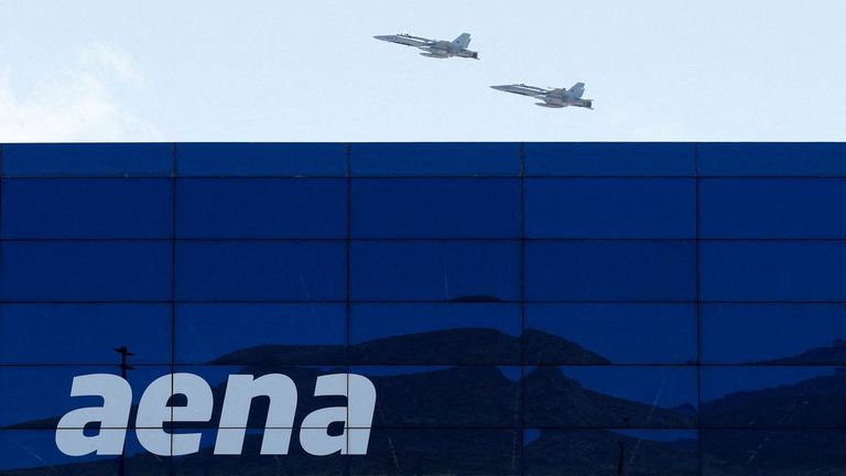 Aena aumenta un 10 % su beneficio en el 2025 hasta los 2.136 millones