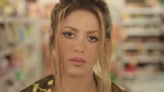 Primer plano de Shakira en el videoclip de Monotona.
