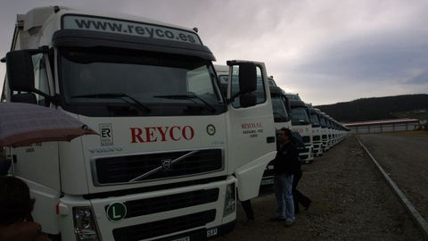 Imagen de archivo de parte de la flota de camiones de Reyco