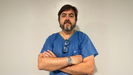 Rafael Hernández, cirujano y autor del libro «La hora de los valientes».