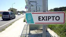Sinal nunha estrada indicando a localidade de Exipto, en Boiro, nunha imaxe de arquivo.