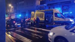 Los servicios de Emergencias atendieron a la mujer atropellada en Celanova