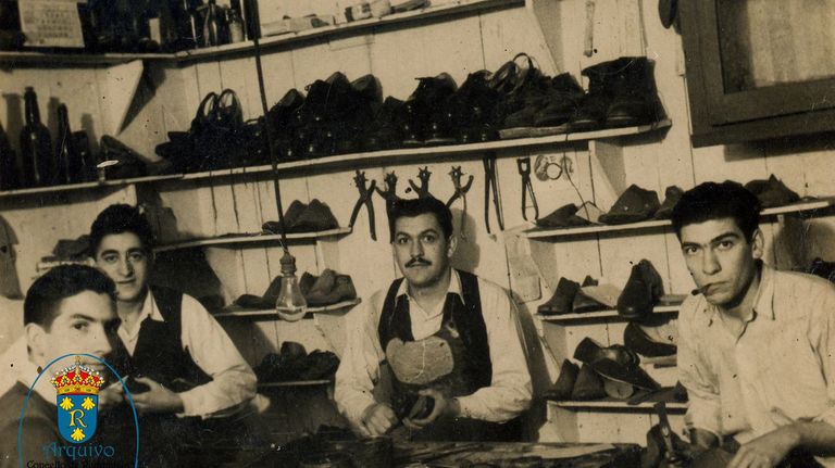 Los vecinos de Redondela donan más de 75.000 fotografías al archivo municipal