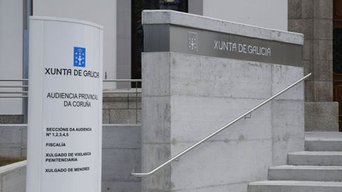 En una imagen de archivo, sede de la Audiencia Provincial en A Coruña, donde se encuentra la sección quinta que analizó el caso de desahucio de una mujer a su expareja en Ordes