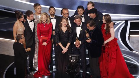 El equipo de «CODA» celebra el Oscar a la mejor película