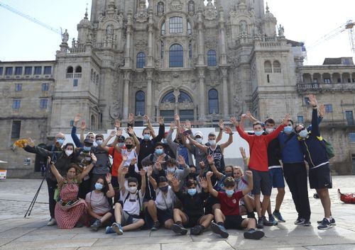 Ya llegan los peregrinos.Ana Pontn participou nun mitin en Lugo este sbado pola ma