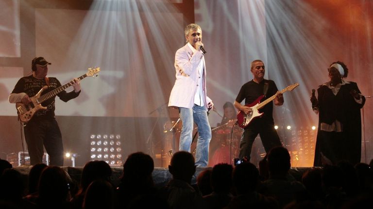 Actuación de Sergio Dalma