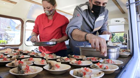Demostración culinaria del programa Saborea a túa provincia durante la jornada en A Fonsagrada.