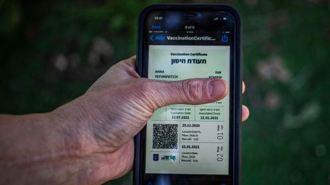 El pasaporte verde israel. Concebido para incentivar la vacunacin, se exige para poder acceder a salas de conciertos, teatros, hoteles, gimnasios o iglesias