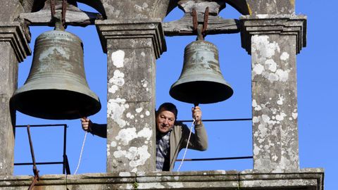 El párroco no dejó que las campanas sonasen en Catoira El párroco no dejó que las campanas sonasen en Catoira
