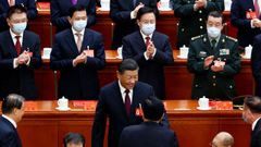 Xi es aplaudido por cargos del partido comunista durante el congreso