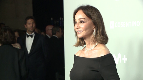Isabel Preysler anuncia la publicacin de sus memorias