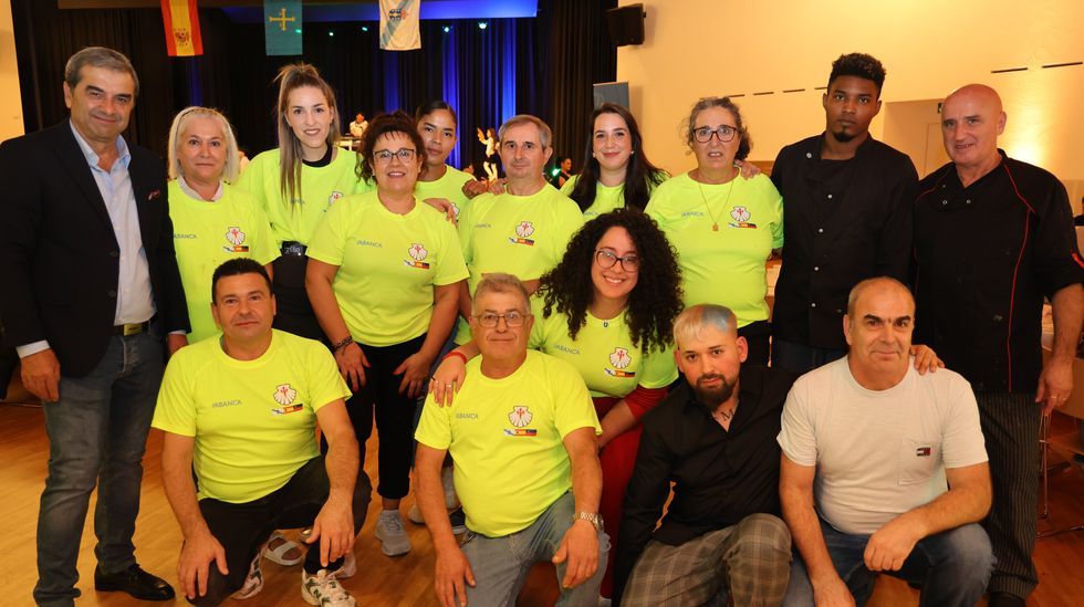 Equipo directivo y colaboradores.