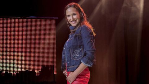 La 2 sigue apostando por una de sus insignias, «Cachitos de hierro y cromo», presentado por Virginia Díaz.
