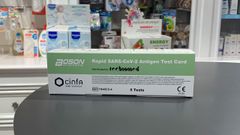 Test de antgenos frente al coronavirus en una farmacia de Asturias