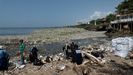 La acumulación de plásticos en el mar y en la costa es un fenómeno global, como se puede ver en esta imagen de Santo Domingo