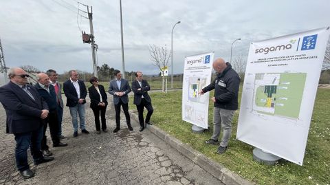Presentacin a los alcaldes de la comarca del proyecto de la planta de transferencia de Monforte