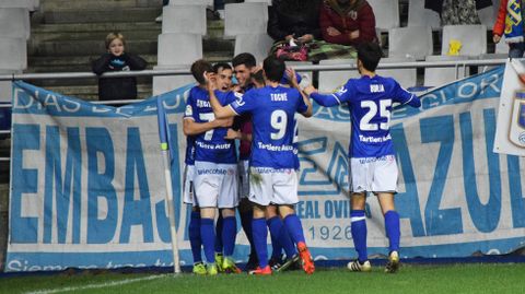 LINARES CELEBRA SU GOL AL CDIZ