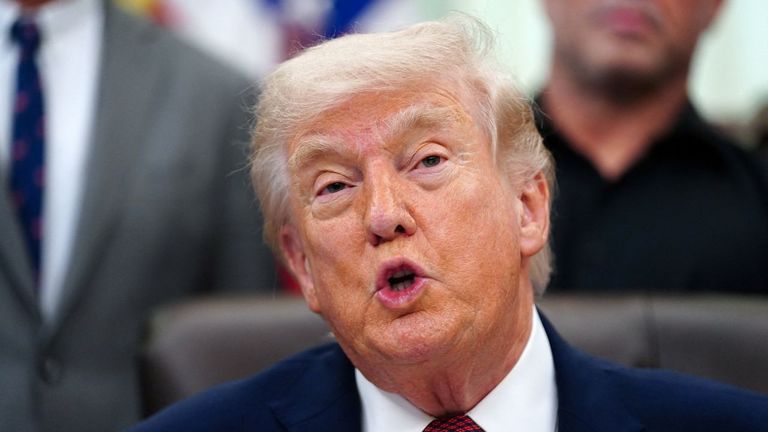 Trump anuncia reformas para acelerar las investigaciones médicas y las terapias basadas en drogas psicodélicas