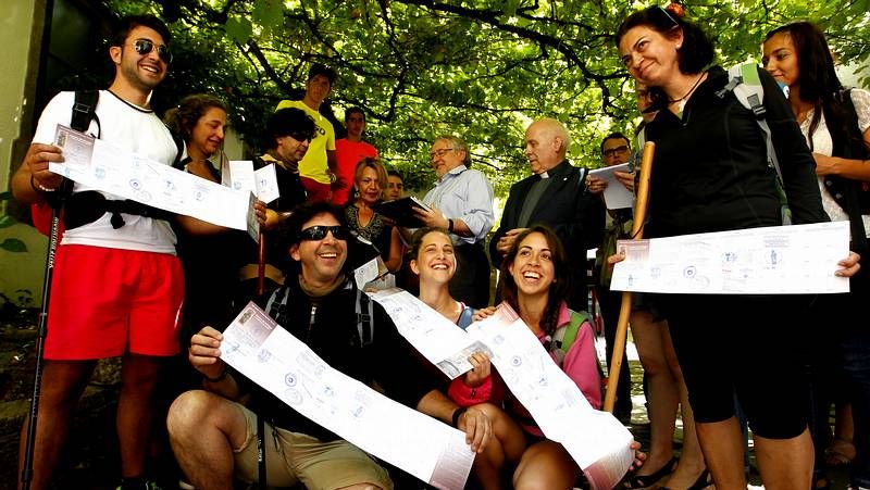 La campa�a de Uni�ns Agrarias recal� ayer en Monforte.