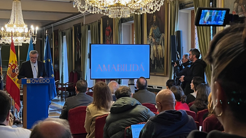 Oviedo registra ante Cultura la documentaci�n de la candidatura de Oviedo 2031 bajo el reclamo en torno a la idea de amabilid�