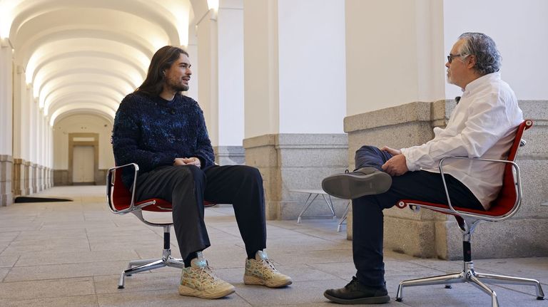 Oliver Laxe: «Hai moita toxicidade, por iso non teño redes sociais»