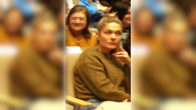 La madre que murió atropellada con su hija en brazos en Sanxenxo: una profesora de niños con necesidades especiales que «deja muchos huérfanos en Pontevedra»