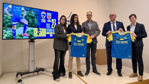 Presentaci�n de la selecci�n femenina de Asturias