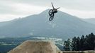 David Godziek, el deportista polaco que aspira a ser primero del mundo de dirt jump en O Marisquio