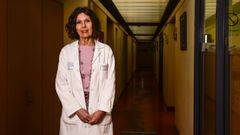 La doctora Susana Romero, directora asistencial del área sanitaria de Pontevedra y O Salnés, este lunes en el Hospital Montecelo