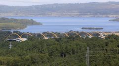 Dos empresas proyectan sendas centrales de bombeo en el lago de As Pontes