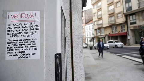 El cartel lleva un par de semanas colocado y ha tenido el efecto deseado.