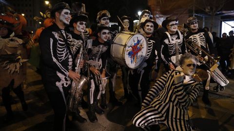 Desfile de Halloween en Ourense. Charanga.