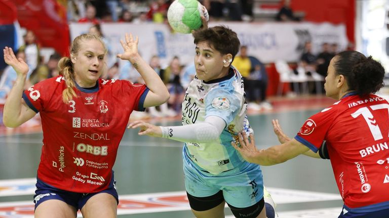 Guardés y Porriño resuelven una plaza de semifinalista en un duelo abierto