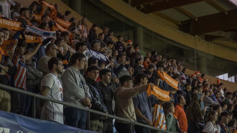 Las aficiones del Leyma y el Obradoiro recibirán a los suyos en los aledaños del Coliseum