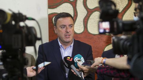 González Formoso compareció ante la prensa tras reunirse con el alcalde de Vigo y la presidenta de la Diputación de Pontevedra, entre otros