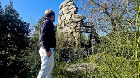 Ruinas del molino de viento de Navia