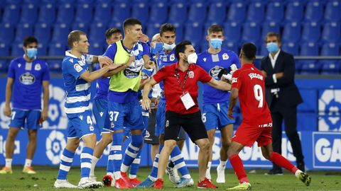 Imagen del encuentro entre el Deportivo y el Fuenlabrada disputado en agosto del 2020 en Riazor